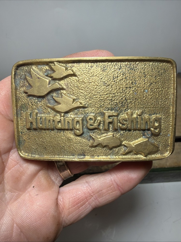 Vintage Hunting & Fishing Belt Buckle Solid Brass Ducks Fish Mens Taiwan 788