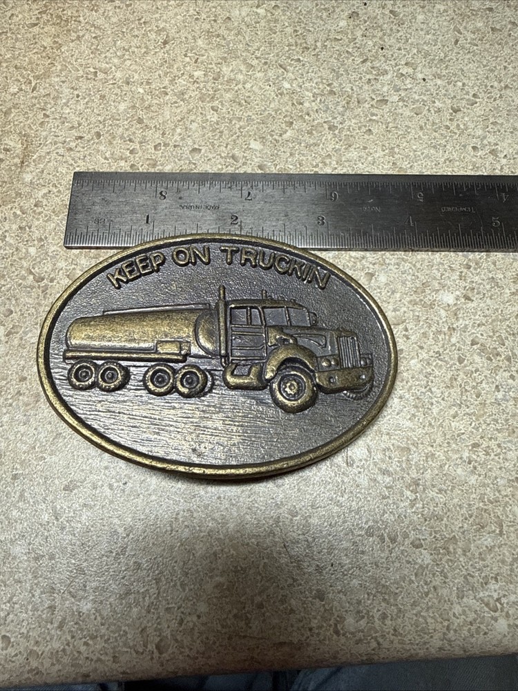 Vintage Keep on Truckin Trucking Big Rig Truck Belt Buckle Oil