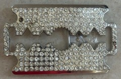Unique razor blade belt buckle