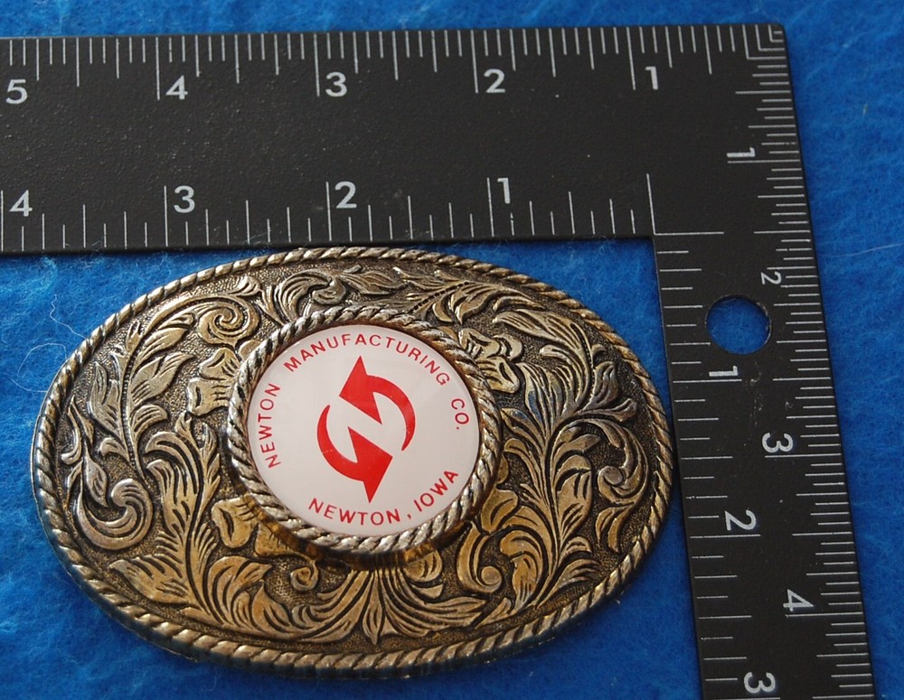 Newton Manufacturing Co Newton Iowa Belt Buckle, Complete & Functional