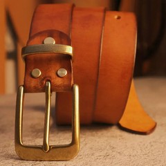 Retro Men&rsquo;s Leather Belt – 38mm Wide Brass Buckle Street Tough-Guy Style