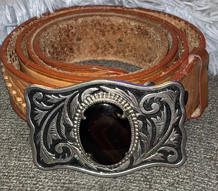 Black Agate Cabochon Stone Buckle & Leather Belt Silver Tone Accents Size 46