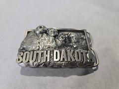 belt buckle
