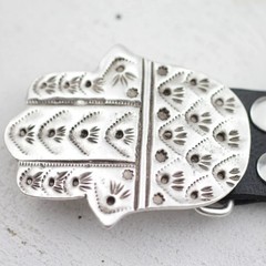 Hand-of-Fatima Belt Buckle Antique Silver Oriental Protection Symbol Embossed