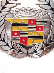 Cadillac Emblem Metal Belt Buckle Bottle Opener Chrome Enamel Mud flap Sexy Lady