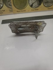 belt buckle