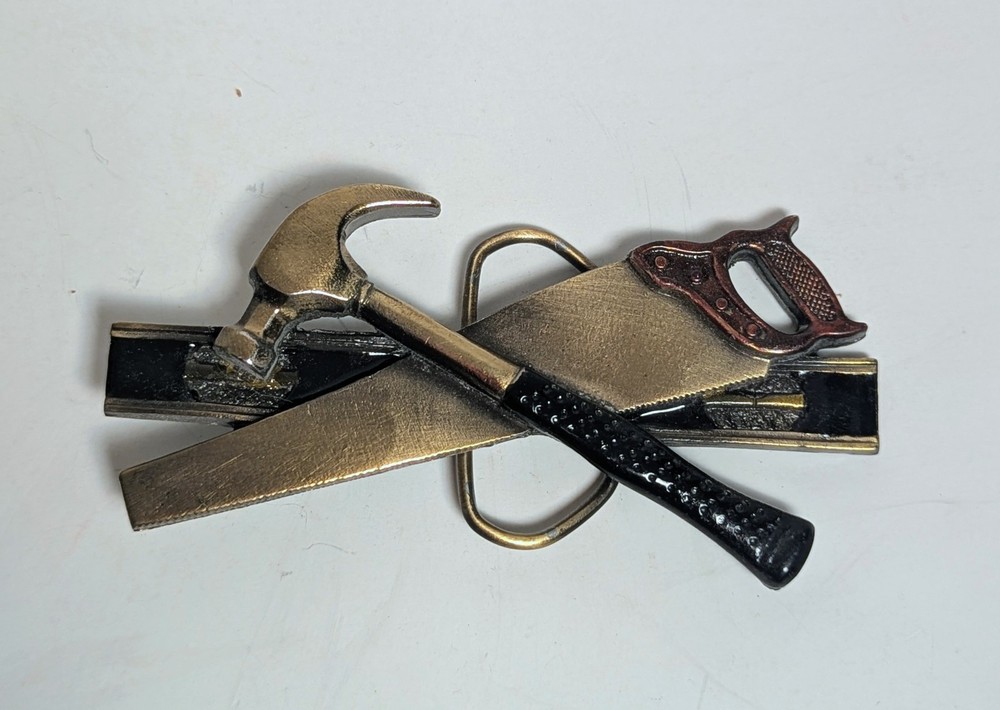 Vintage Metal Carpenter Belt Buckle (Made In USA) – Tools Hammer & Saw