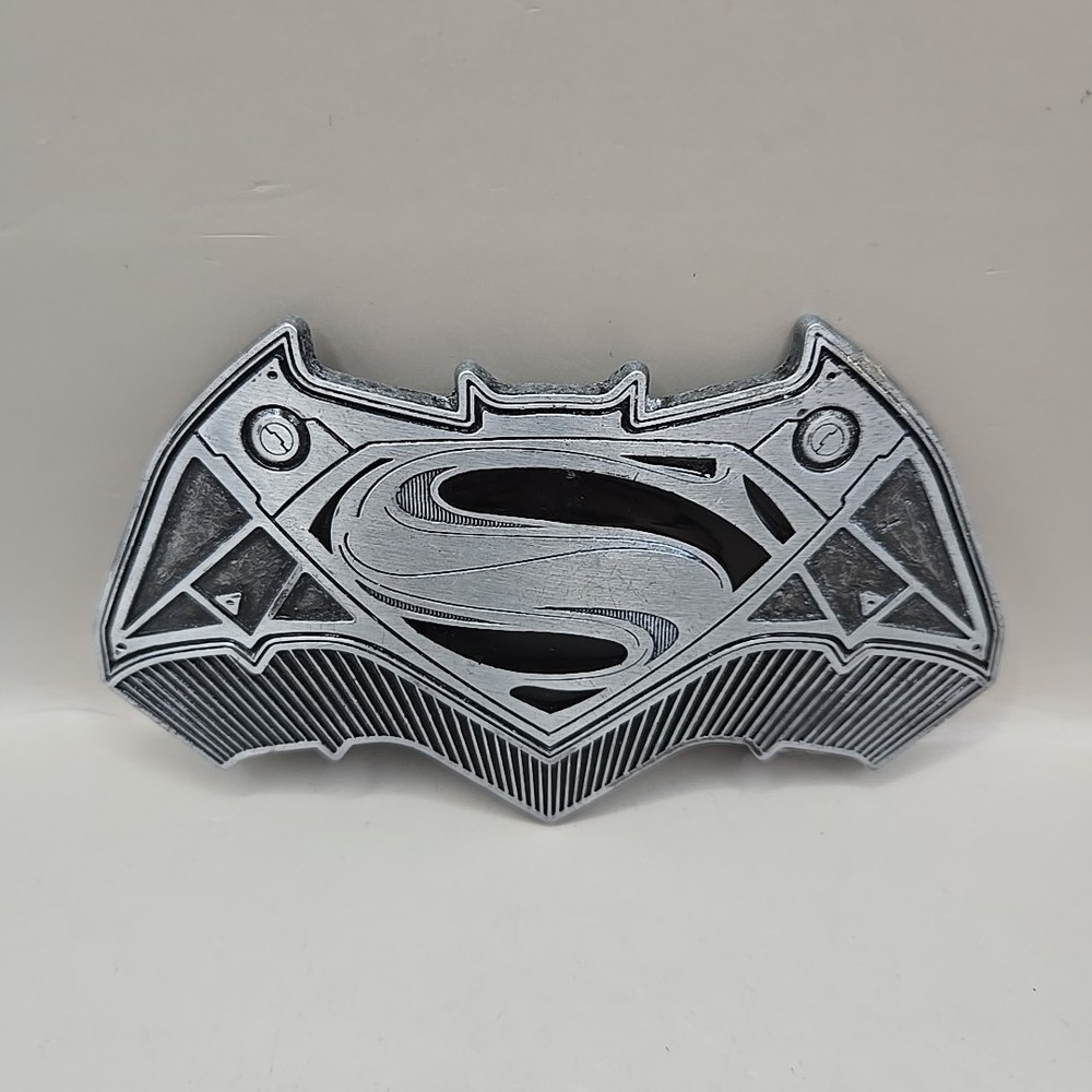 Batman Vs. Superman Logo 2016 Promo Belt Buckle 4.5&Prime; DC Comics Cosplay Comicon