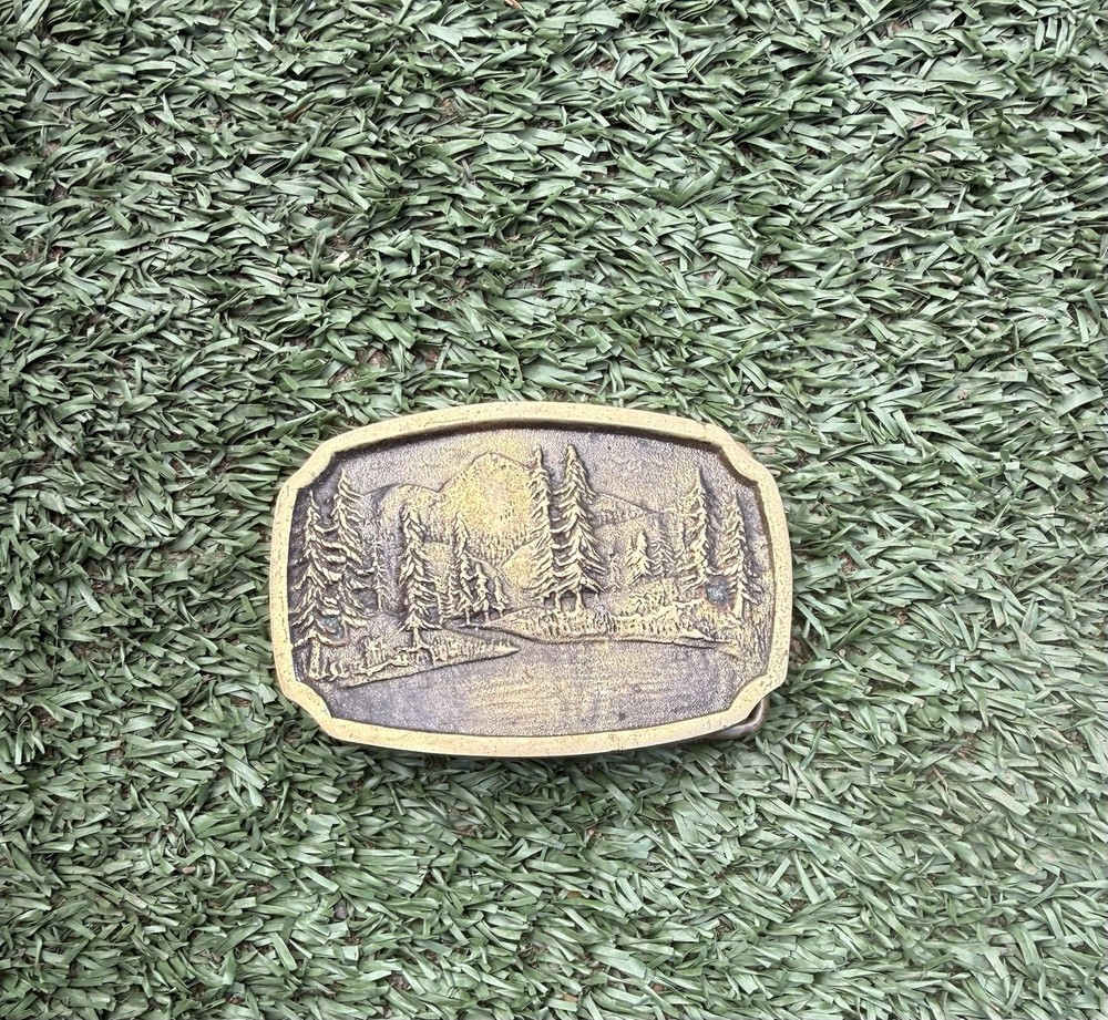 Solid Brass Men&rsquo;s Scenic Landscape Belt Buckle Engraved Antique, 1.5 in