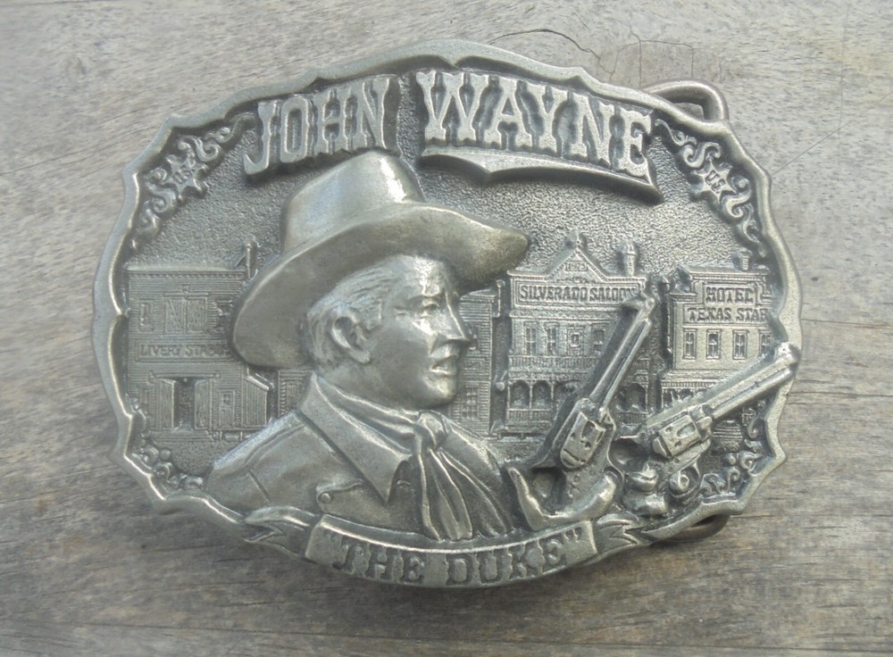 JOHN WAYNE « THE DUKE » BELT BUCKLE 2.75 BY 2&Prime;