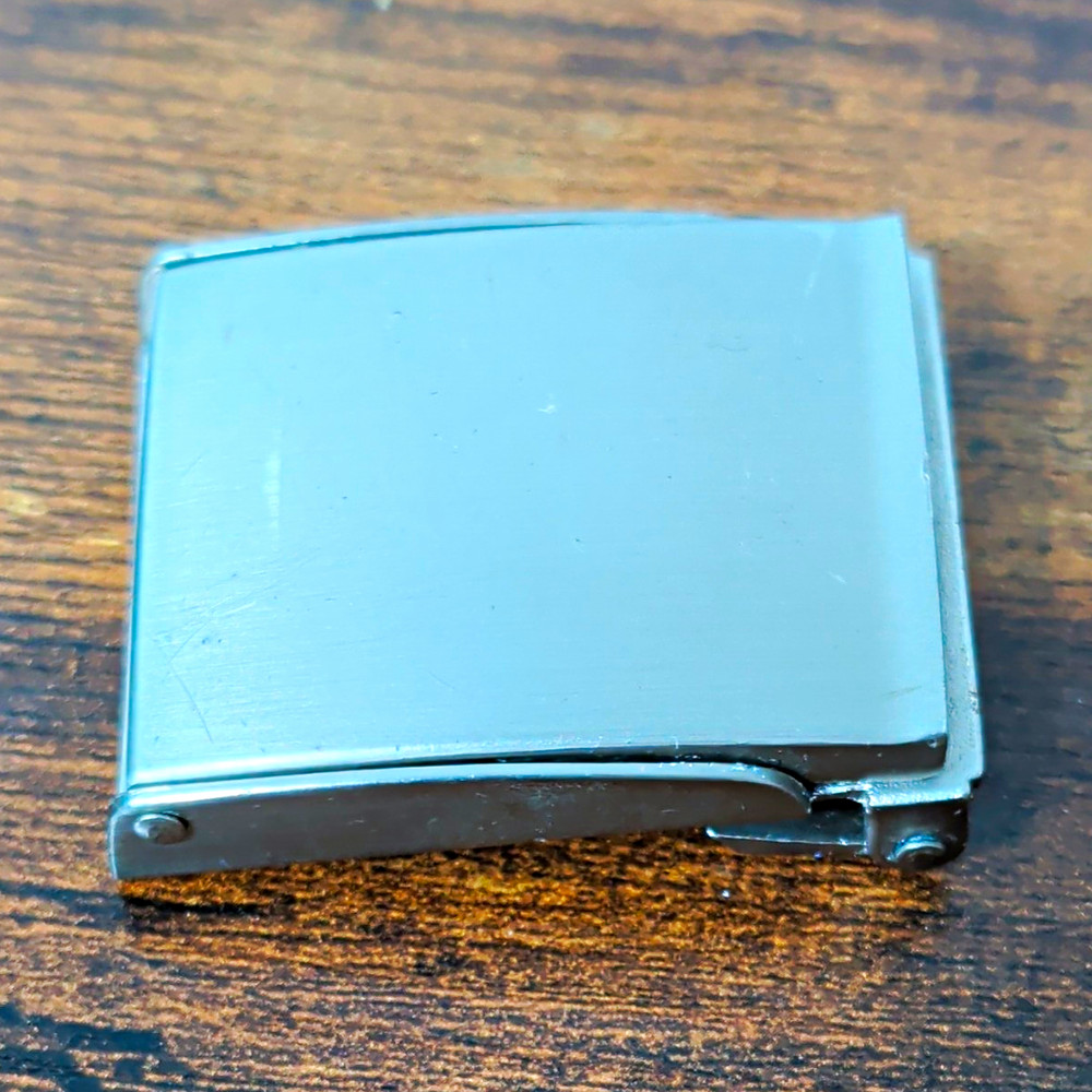 Silver Metal Automatic Latch Belt Buckle for Men, Fits 1.5 in Belt