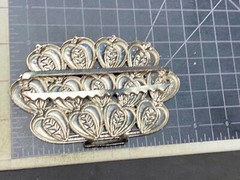 Unknown To Me! Red And Silver Color Heart Pattern. – Half Of Belt Buckle?