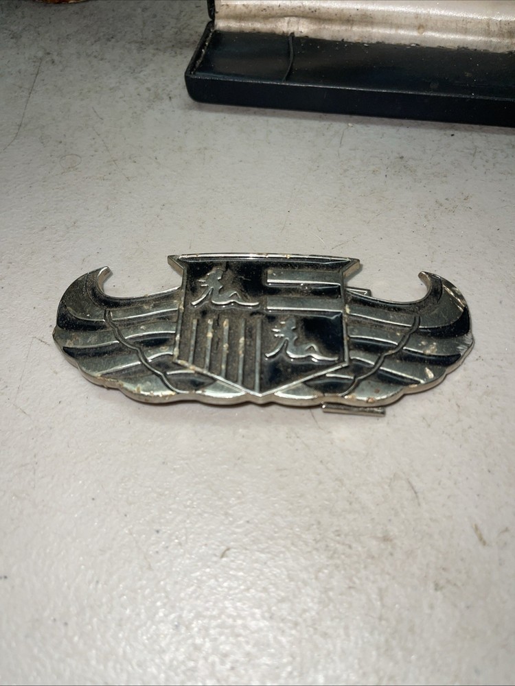 TRUCKER GIRL CREST BELT BUCKLE With BOTTLE OPENER METAL