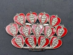 Unknown To Me! Red And Silver Color Heart Pattern. – Half Of Belt Buckle?