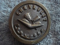 VINTAGE CHEVROLET CORVETTE ROUND BELT BUCKLE (2 1/2&Prime; DIAMETER)