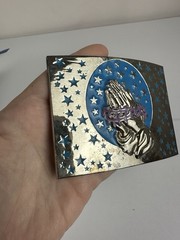 PRAYING HANDS BELT BUCKLE BOTTLE OPENER DEADSTOCK 187