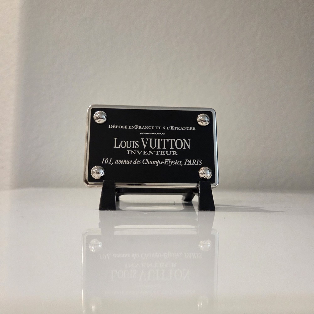 Louis Vuitton Inventeur Belt Buckle Missing Screw Black Silver