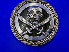 Skull and Crossed Swords Rope Pattern Border Silver Color Round Belt Buckle