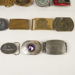 19x Vintage & Modern Belt Buckles w/ Various Themes 32313