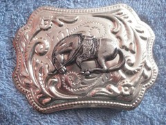 VINTAGE LOT OF 2 1970&rsquo;s WESTERN STYLE GOLD-TONED OVAL BELT BUCKLES