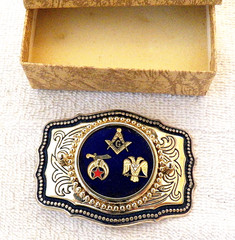 VINTAGE STOCK BELT BUCKLE NEVER WORN SHRINER SYMBOLS HARD HAT BUCKLES TO BB6