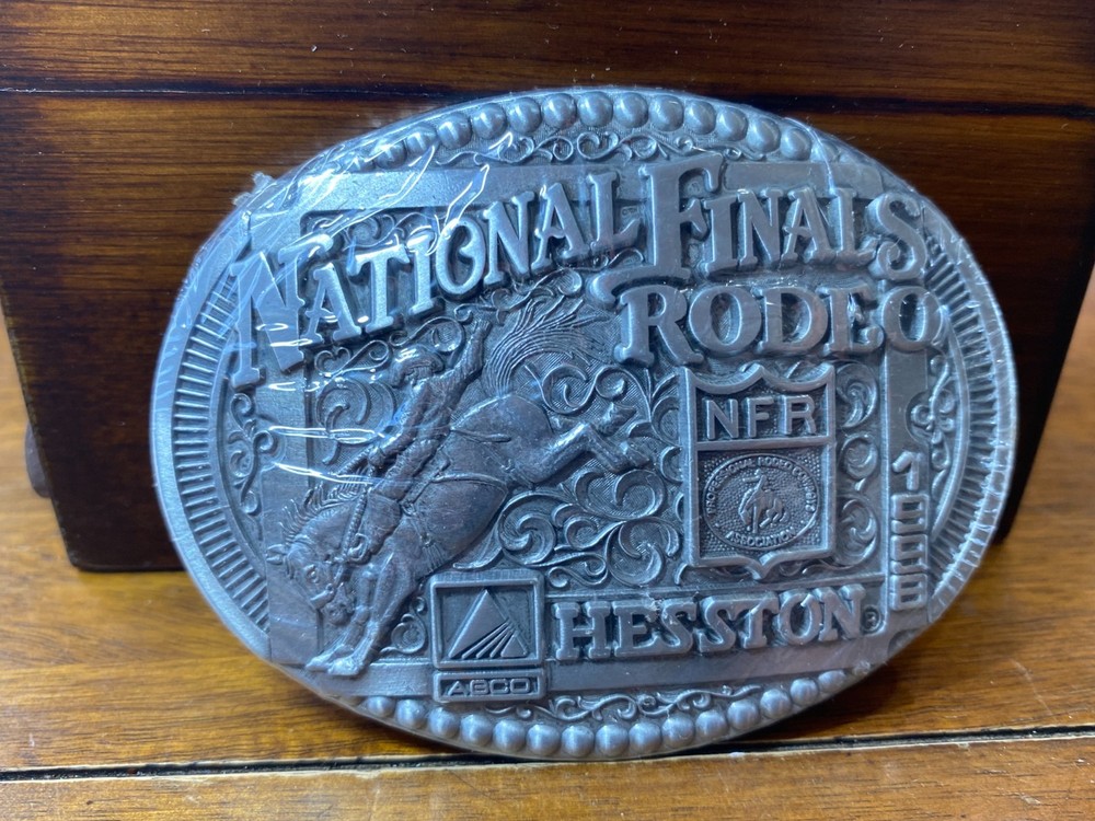 Hesston Wrangler 1998 Silver Tone NFR National Finals Rodeo Oval Belt Buckle VTG