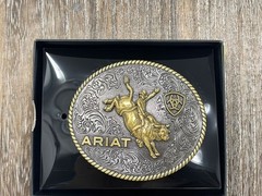 Ariat Logo Men&rsquo;s Oval rope Edge Bull Rider Belt Buckle