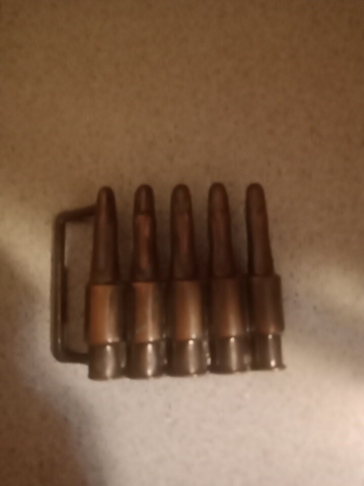 Metal bullet belt buckle copper tone/Brass Like? gun ammunition design Hong Kong