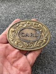 Vintage 1977 The Kinney Co « CARL » Heavy Duty Oval Metal Belt Buckle Q99