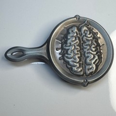 SMC LLC 2005 Metal Belt Buckle Brain Skillet Design Made in China