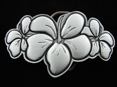 RG05148 *NOS* 2004 **THREE FLOWERS** FASHION ART PEWTER BELT BUCKLE