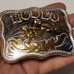 GOLD & SILVER (IN COLOR ONLY) LARGE RODEO WESTERN BULL RIDING Metal Belt Buckle