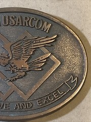 Vintage 96th Usarcom Metal Badge RjC To Serve And Excel INV-AT26