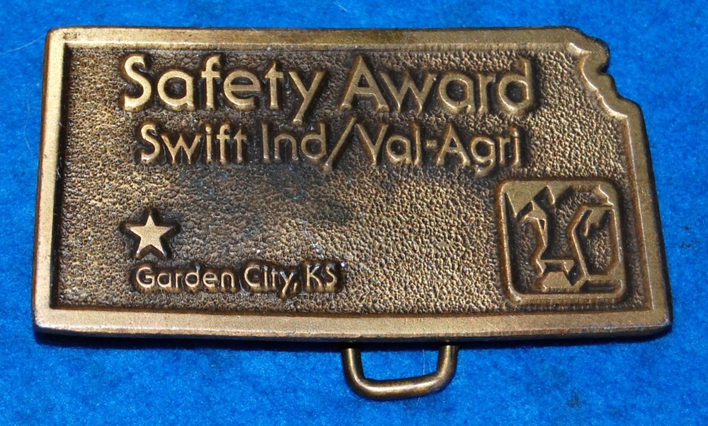 Safety Award Swift Ind/Val-Agri Garden City KS Belt Buckle Complete & Functional