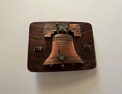 Vintage Unbranded 1776-1976 Wood Belt Buckle with Metal Liberty Bell & Dates