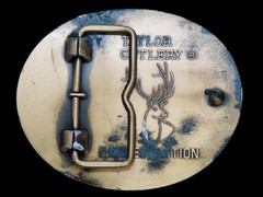 TG13123 VINTAGE 1970s **TAYLOR CUTLERY ELK HORN KNIVES** BELT BUCKLE
