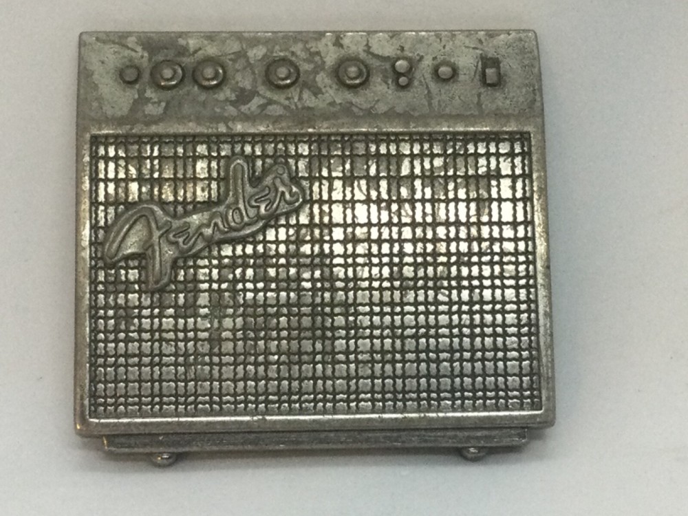 FENDER guitar amplifier belt buckle 3 1/2”x 3 1/8&Prime;