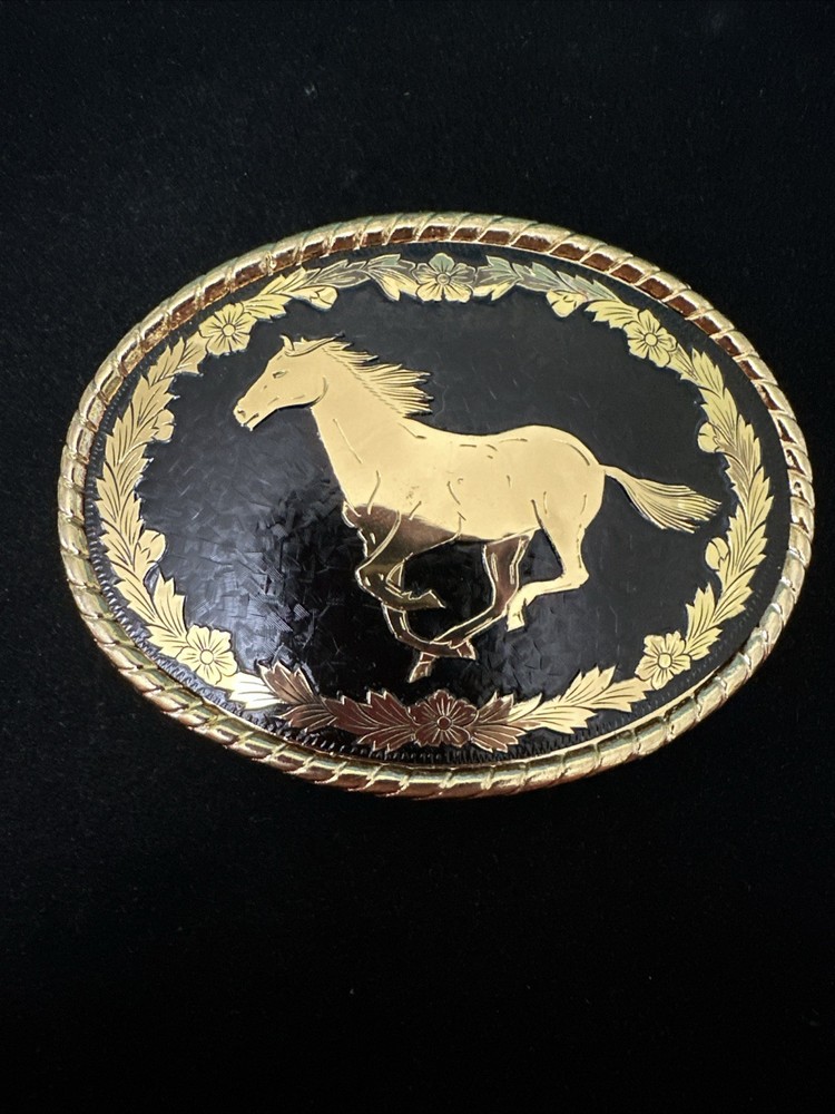 Oval Horse Western Belt Buckle Black Metal Gold Tone Men’s Fits 1.5in -1.75