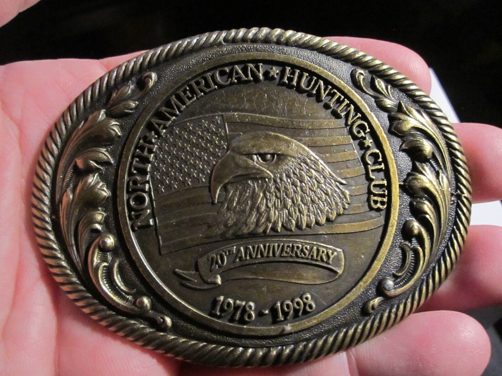 1998 NORTH AMERICAN HUNTING CLUB BELT BUCKLE – BBA44