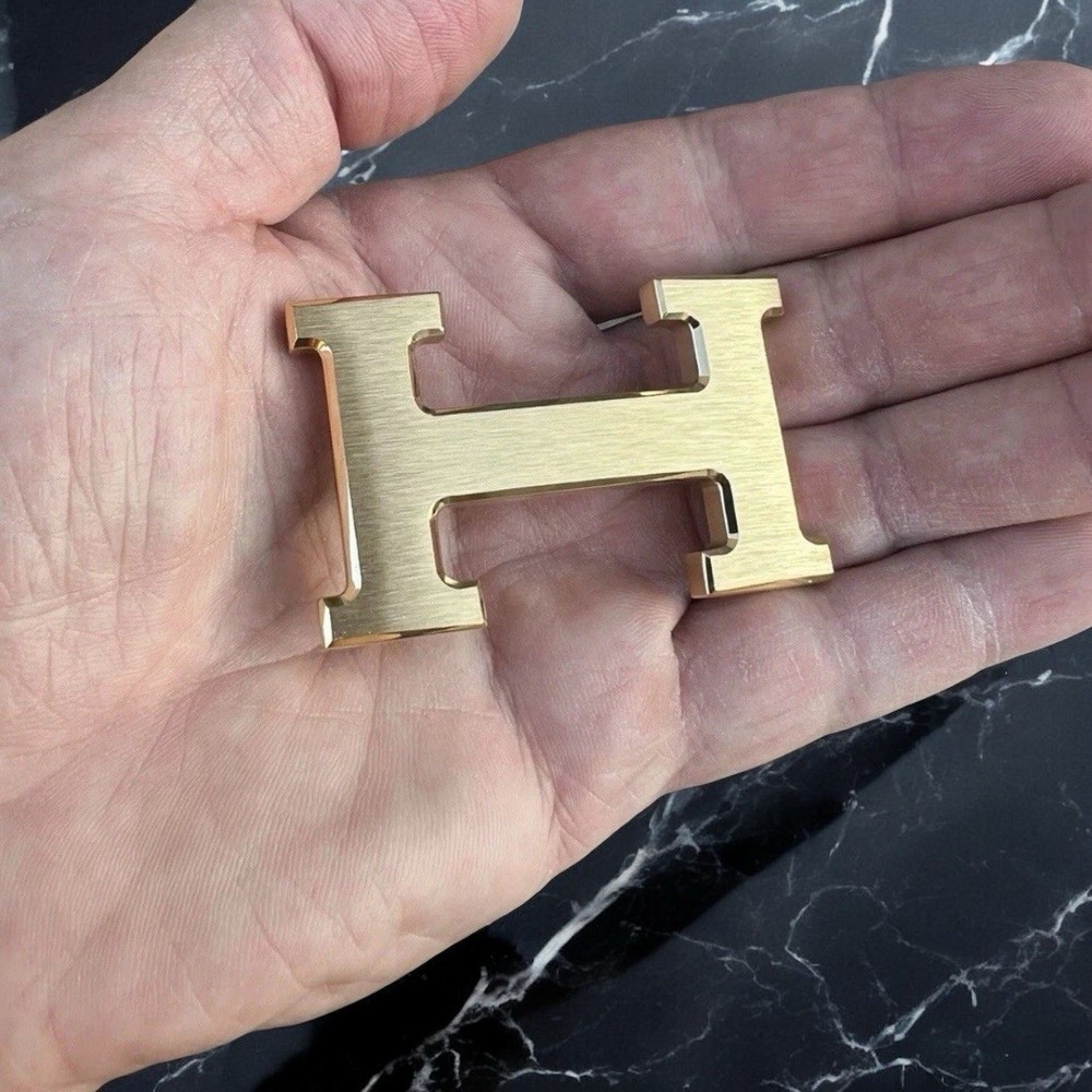 Auth HERMES 32mm Constance Gold H Belt Buckle Brushed Finish W/ Dust Bag (nice)