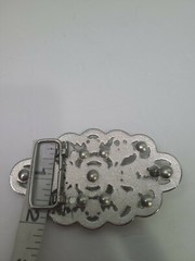 BELT BUCKLE WOMENS SILVER EMBELLISHED STONES FLOWERS AND LEAFS BELT BUCKLE EUC