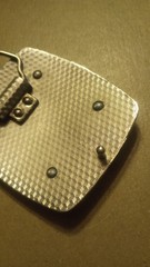 Metal Chrome Finish Monogrammed Embossed Initial « K » Belt Buckle
