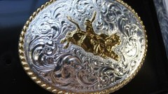 CRUMRINE Belt Buckle BULL RIDER M&F Western silver and gold tone c06150