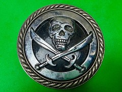 Skull and Crossed Swords Rope Pattern Border Silver Color Round Belt Buckle