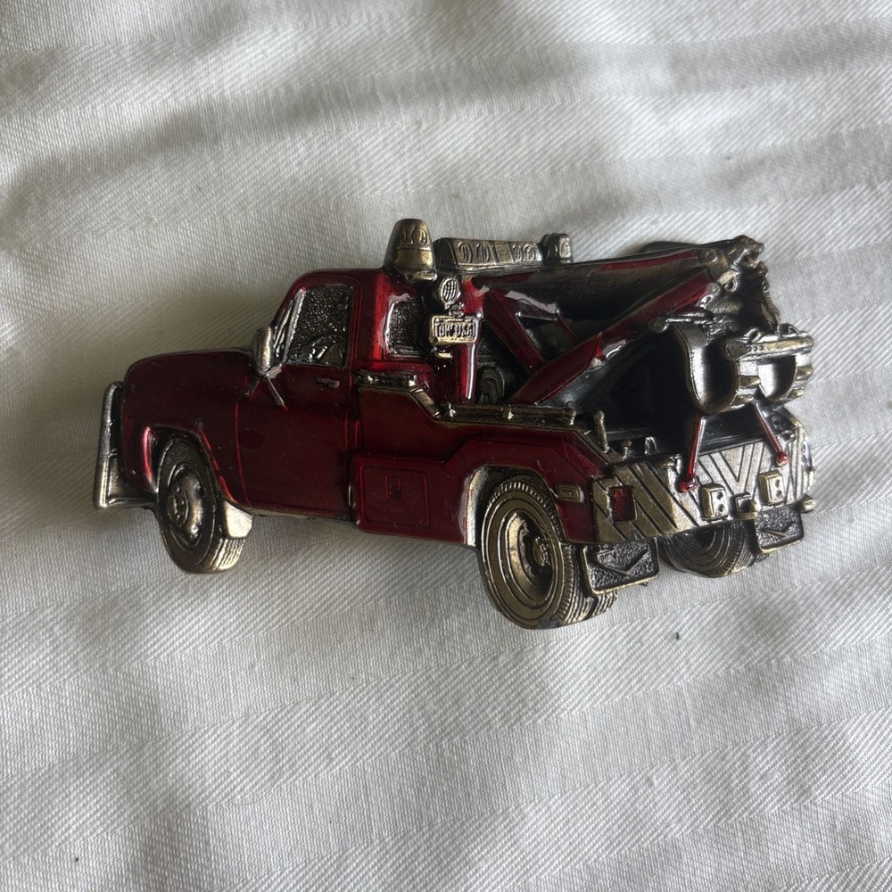 Vintage RED Chevy TOW TRUCK BELT BUCKLE The Great American Buckle Co 1980 #735