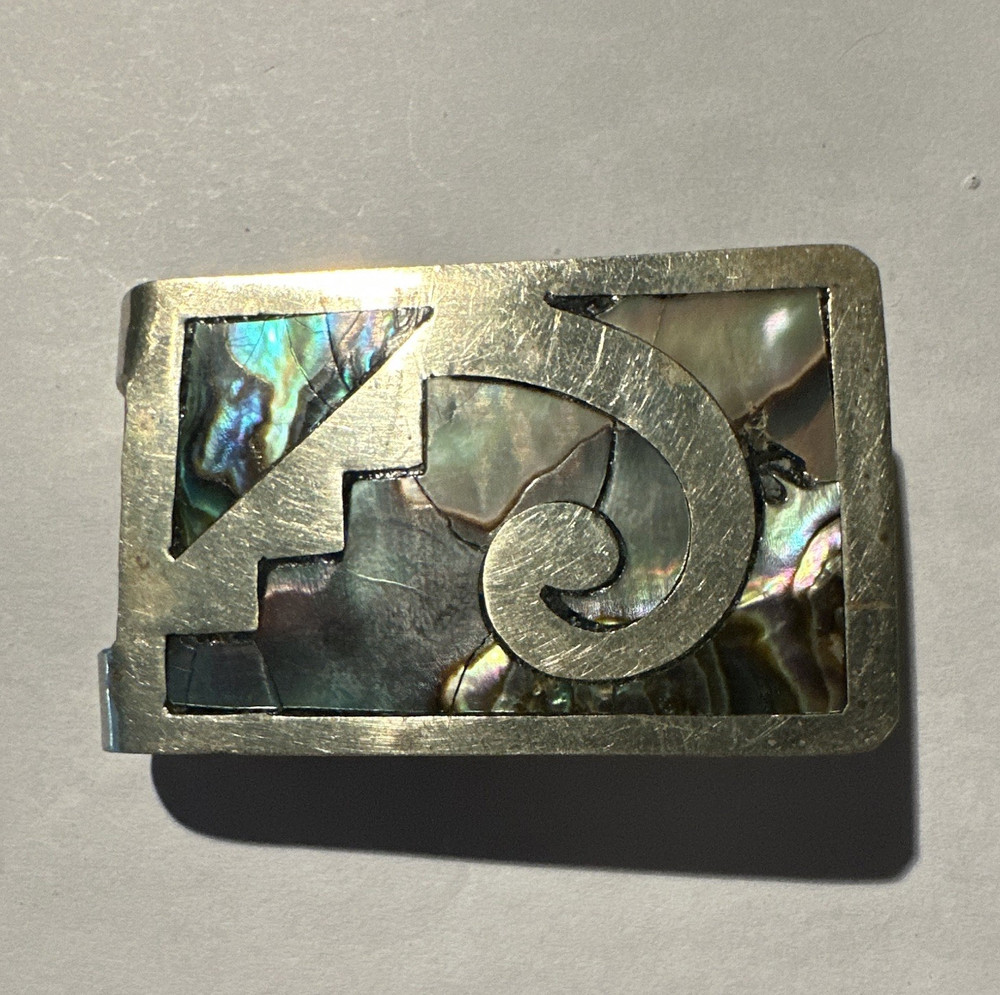 Men&rsquo;s Silver Tone Rectangular Shell Inlay Western Style Money Clip could be sil