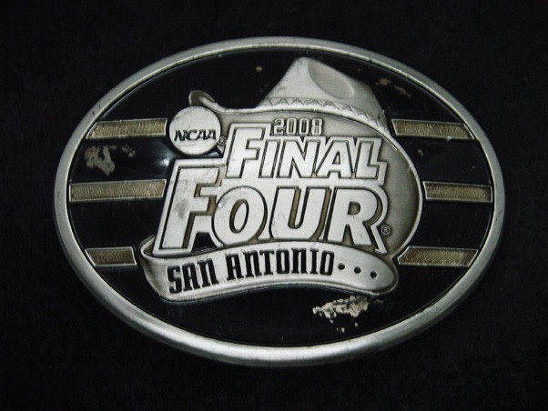 TE05170 2008 **NCAA FINAL FOUR SAN ANTONIO** BASKETBALL SPORTS BELT BUCKLE