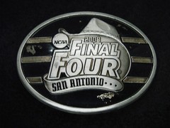 TE05170 2008 **NCAA FINAL FOUR SAN ANTONIO** BASKETBALL SPORTS BELT BUCKLE