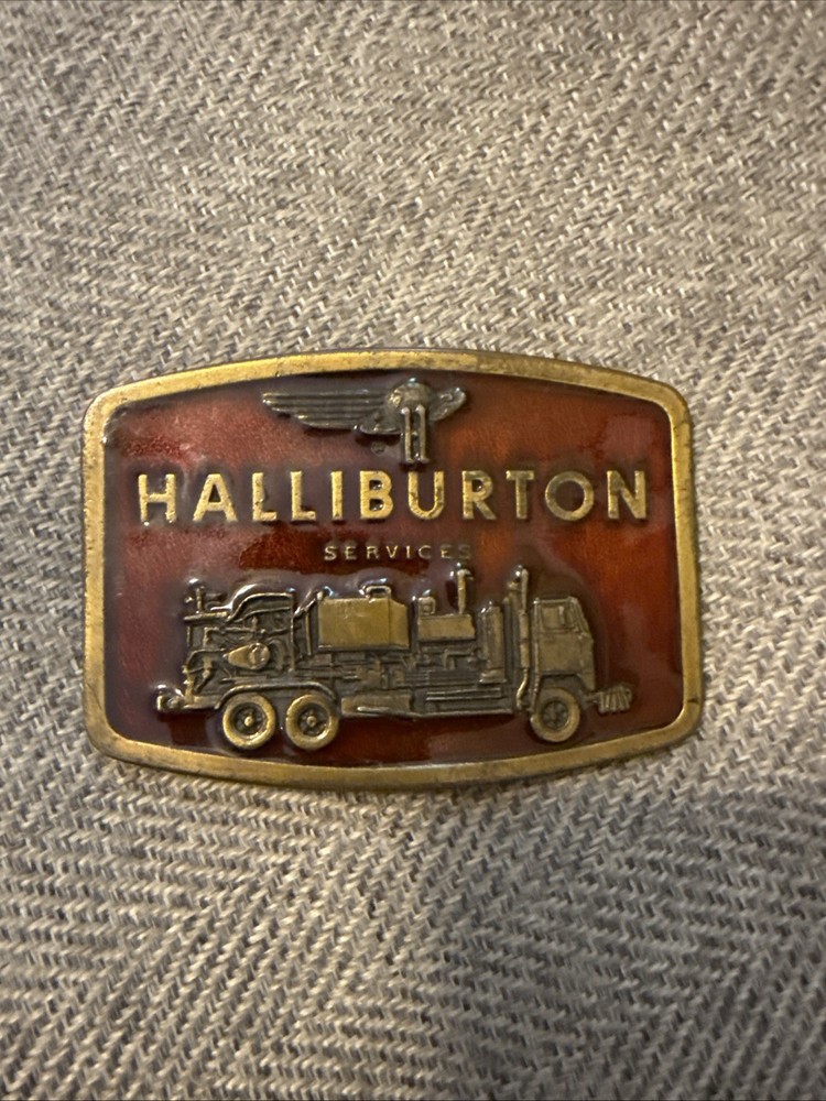 Halliburton Services Belt Buckle Truck Driver Oil Field Roughneck 1976 Watson