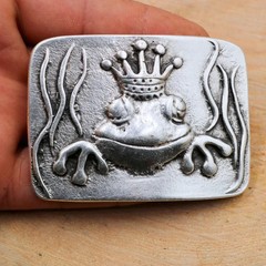Antique Silver Frog King Crown Fairytale Belt Buckle